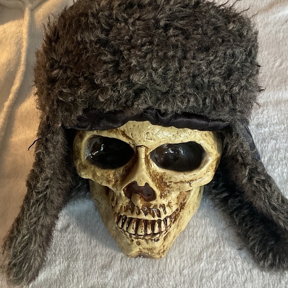 NHL oilers  Fur and plaid Trapper Hat - Picture 2 of 5